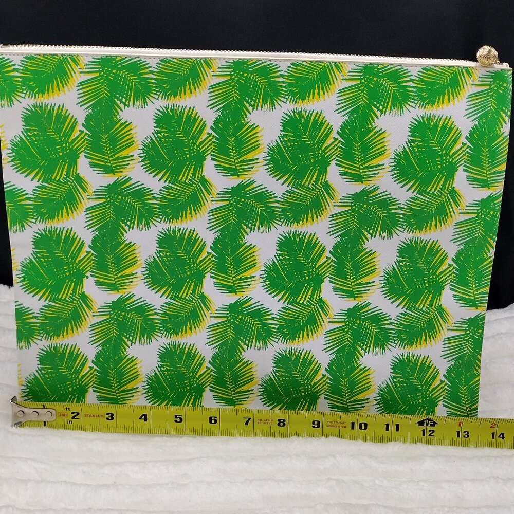 OTG Tropical Palm Leaf Pouch Clutch White Green Yellow NWOT Resortcore Vac. Bag